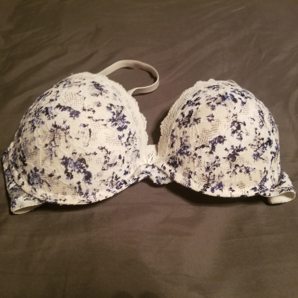 Floral print bra